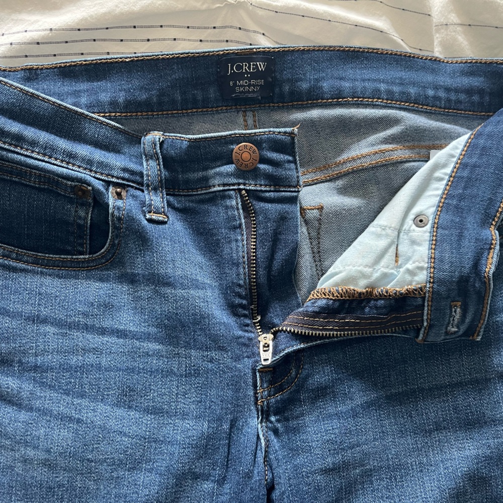 Jcrew 8” midrise skinny jeans